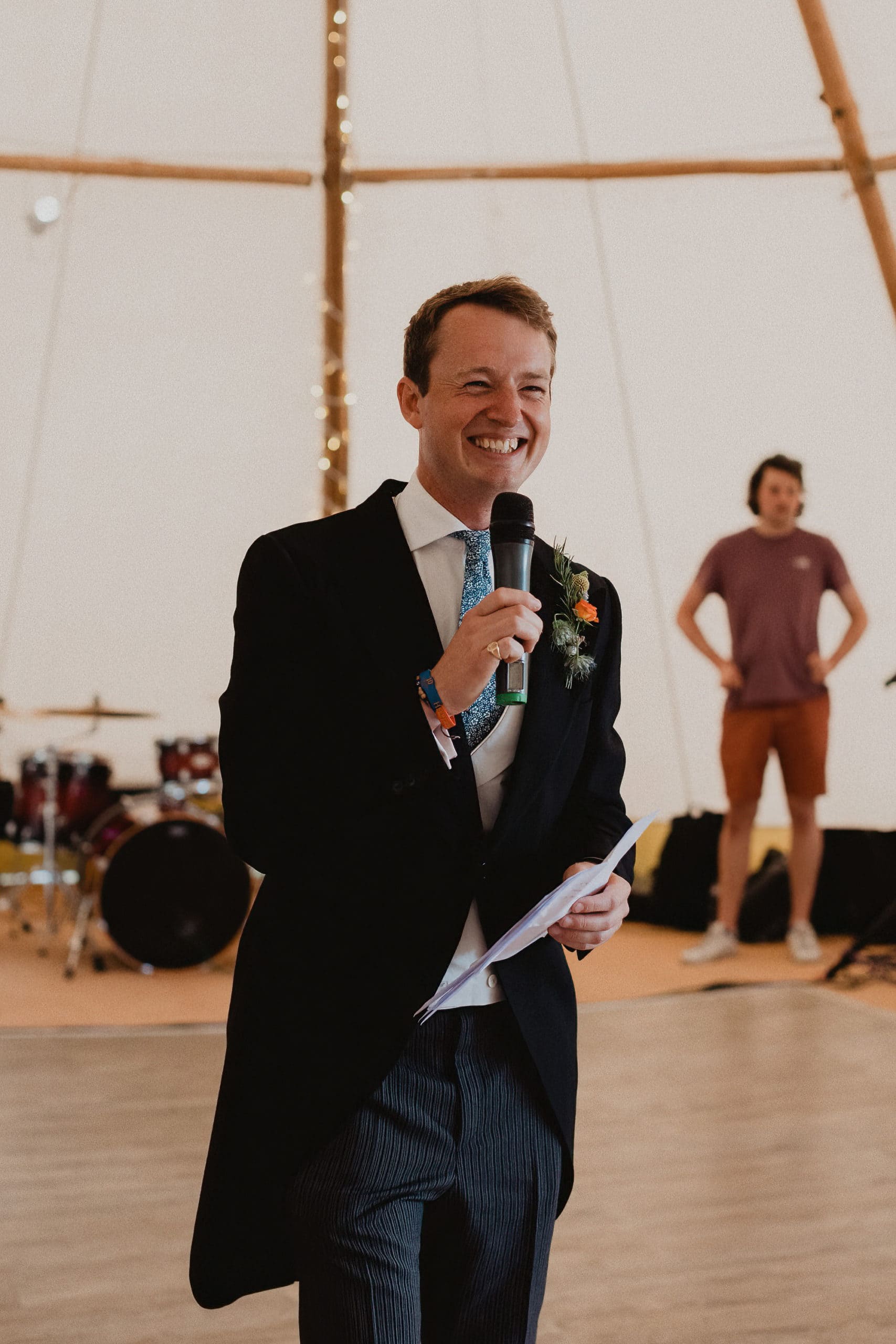 brother making a speech at sisters wedding